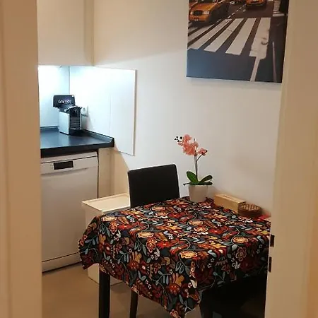Apartment Cozy-city-central *