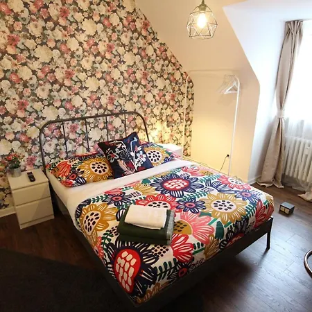 Apartment Cozy-city-central *