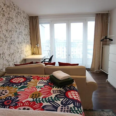 Cozy-city-central Dusseldorf
